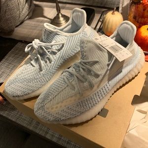 Yeezy cloud white brand new
